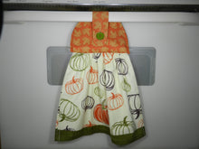 Load image into Gallery viewer, Pumpkins on Cream Fall Hanging Towel
